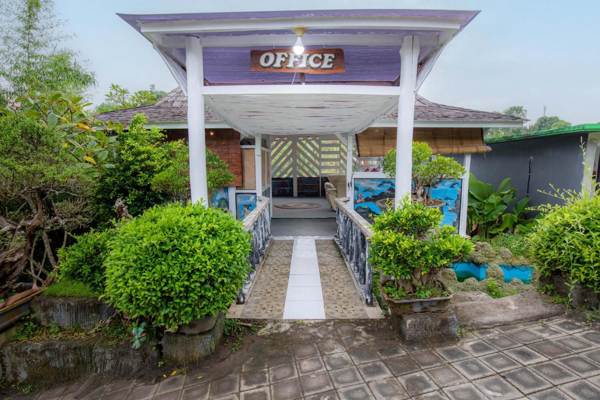 Batumadeg The Kleep Jungle Resort מראה חיצוני תמונה