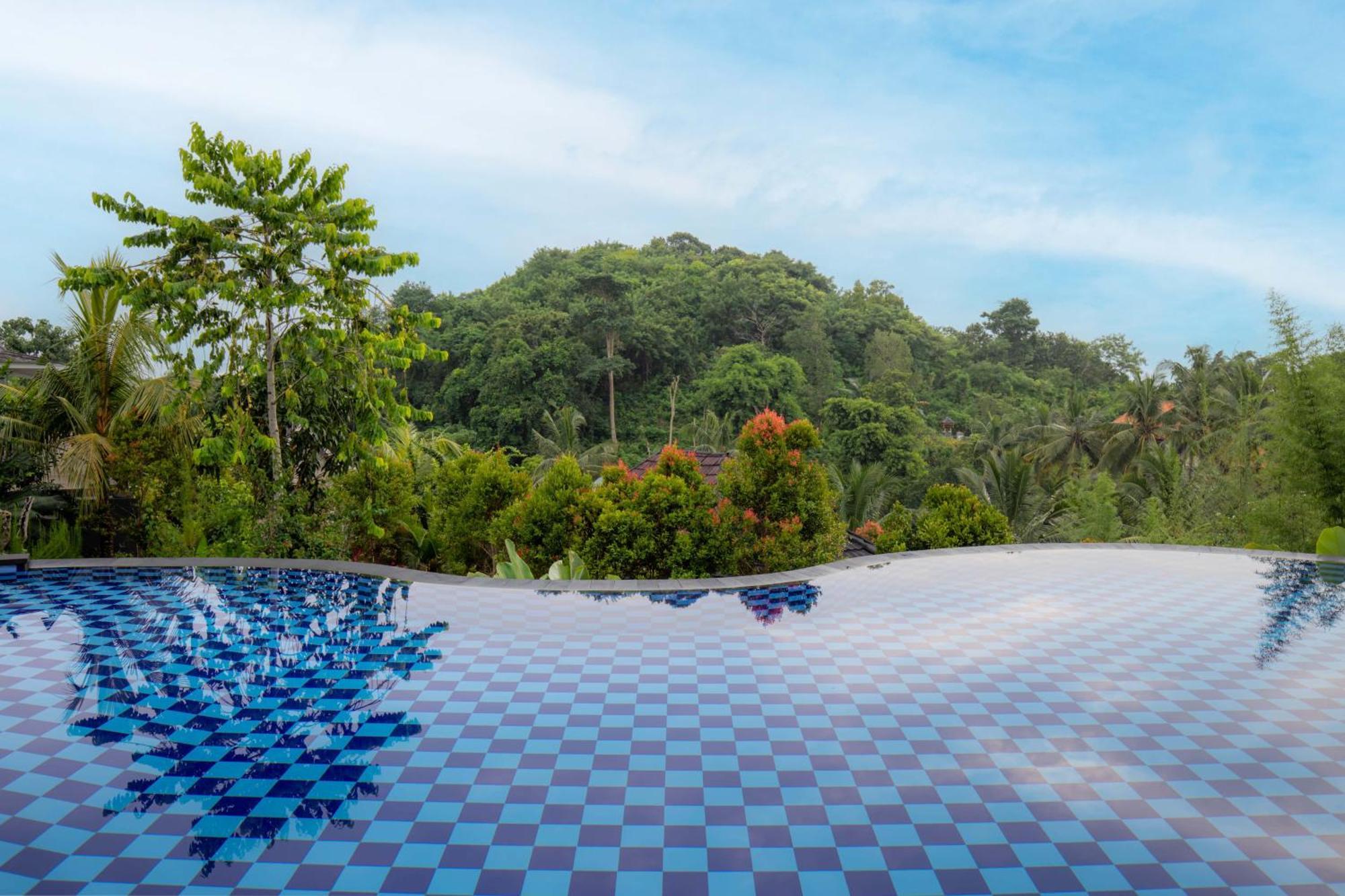 Batumadeg The Kleep Jungle Resort מראה חיצוני תמונה